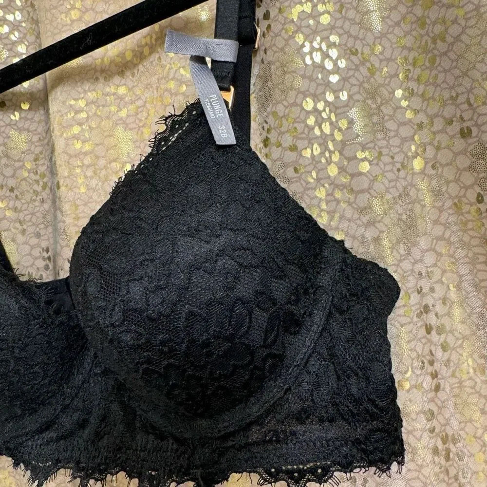 Aerie True Black Show Off Eyelash Lace Plunge Push Up Bra 32B NWT